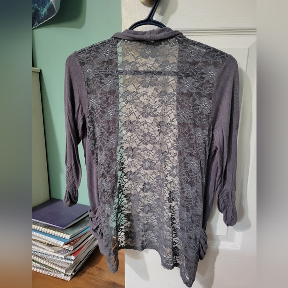 S 3/4 length sleeve cardigan with lace back - Picture 2 of 2